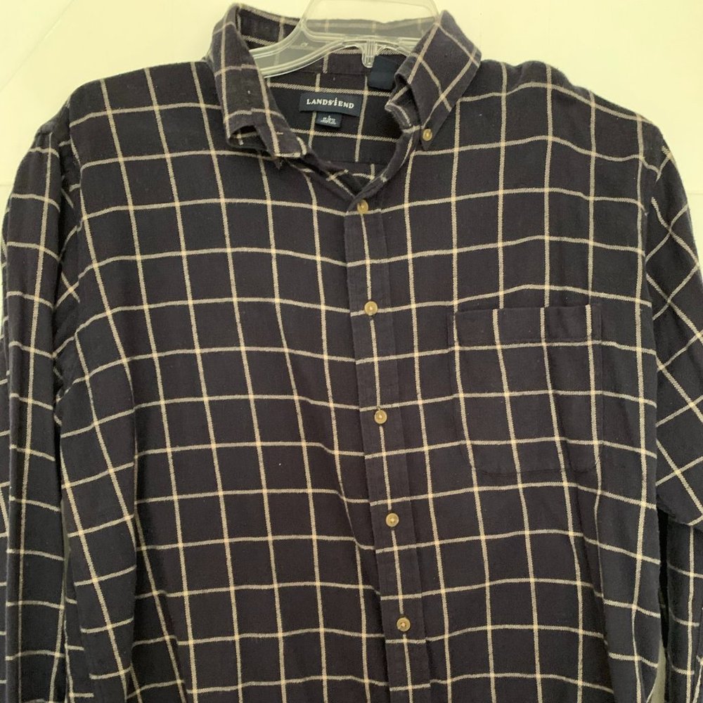Lands End Button down shirt (L)